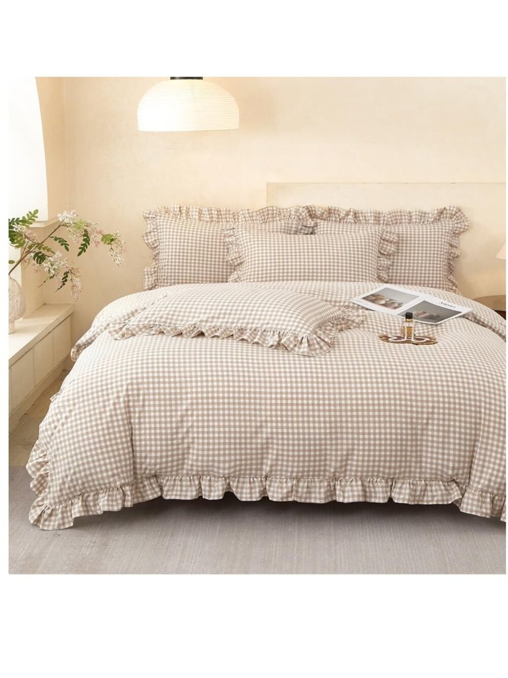 NWT: Tan Gingham Print Duvet Cover Set, Includes 2 Pillowcases (King Size)